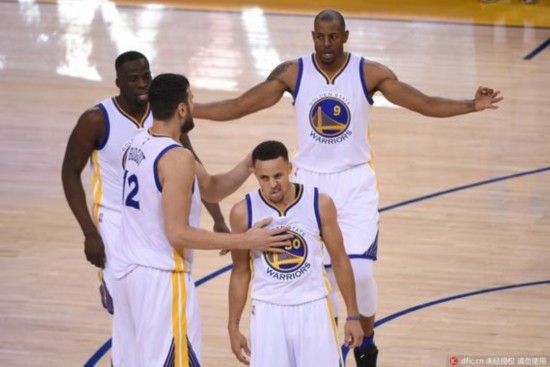 出浓厚兴趣 出浓厚兴趣