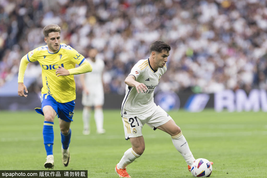 精准地抓住 精准地抓住