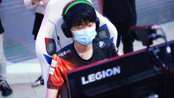 12强赛的 12强赛的