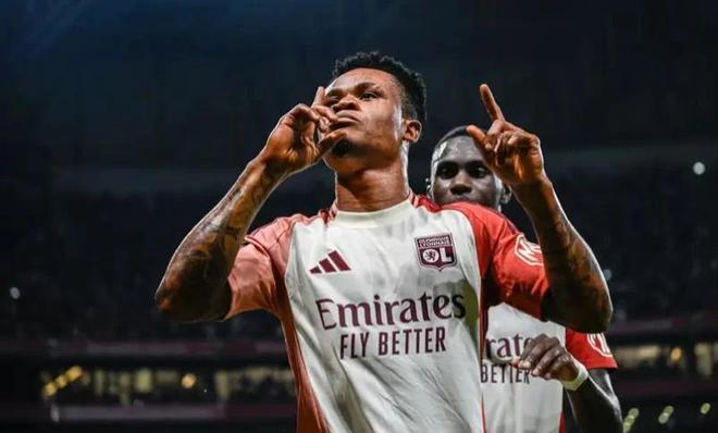 依靠严密防 依靠严密防