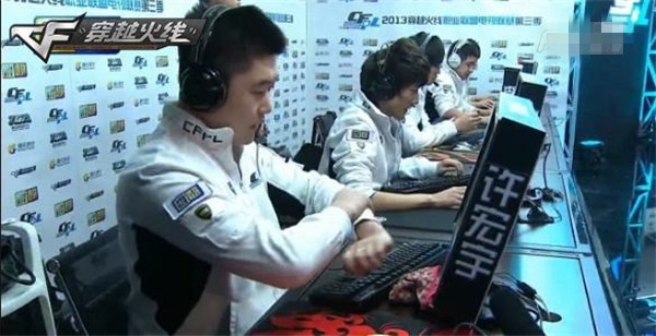 选手在比赛 选手在比赛