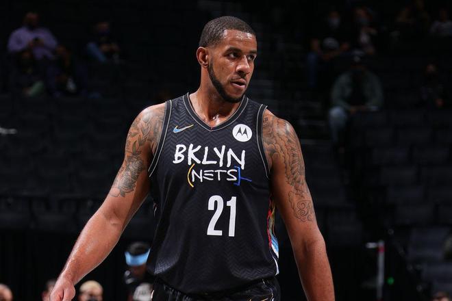 稳住更衣室 稳住更衣室